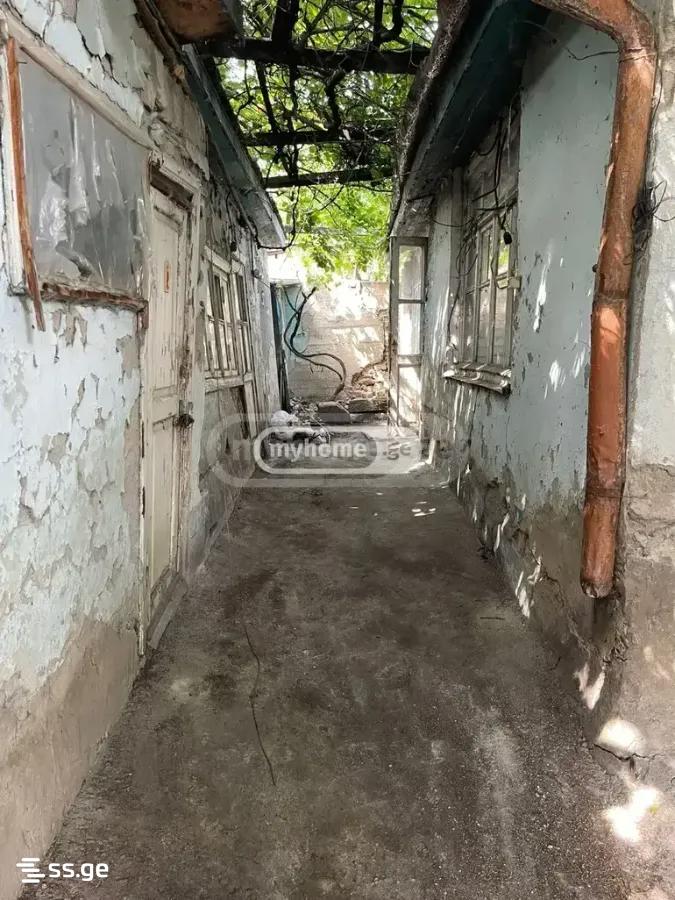 3 Room Private House For Sale view 3