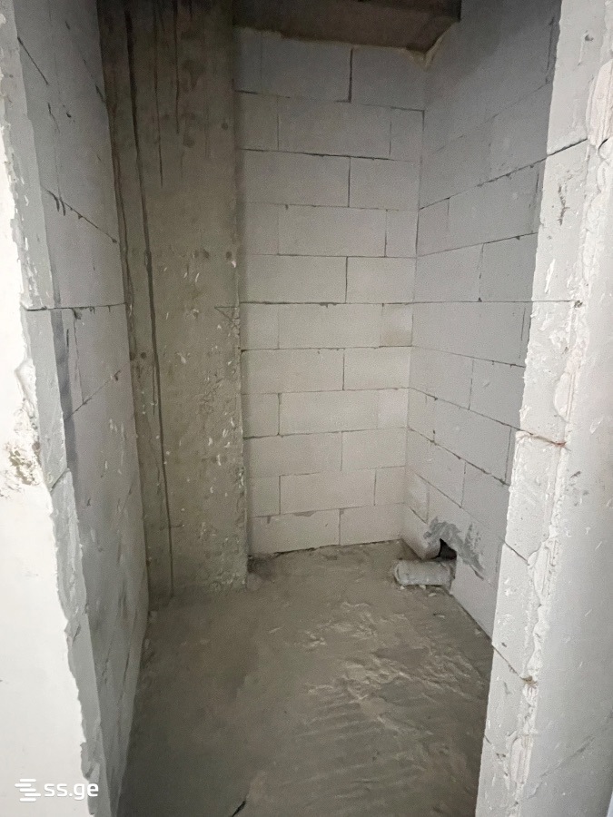 2 Room Flat For Sale view 4