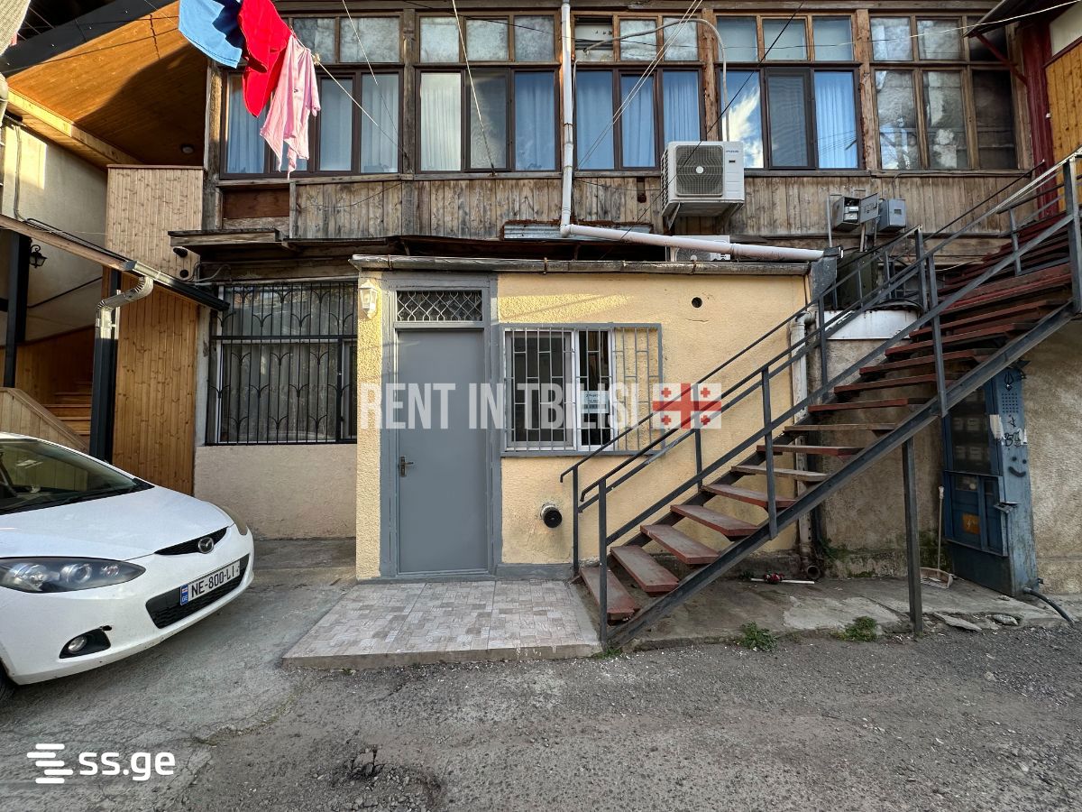 2 Room Flat For Rent. Chugureti view 9