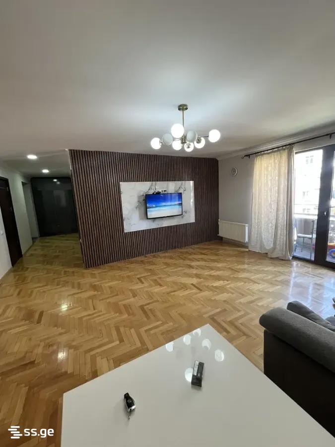 4 Room Flat For Sale view 2