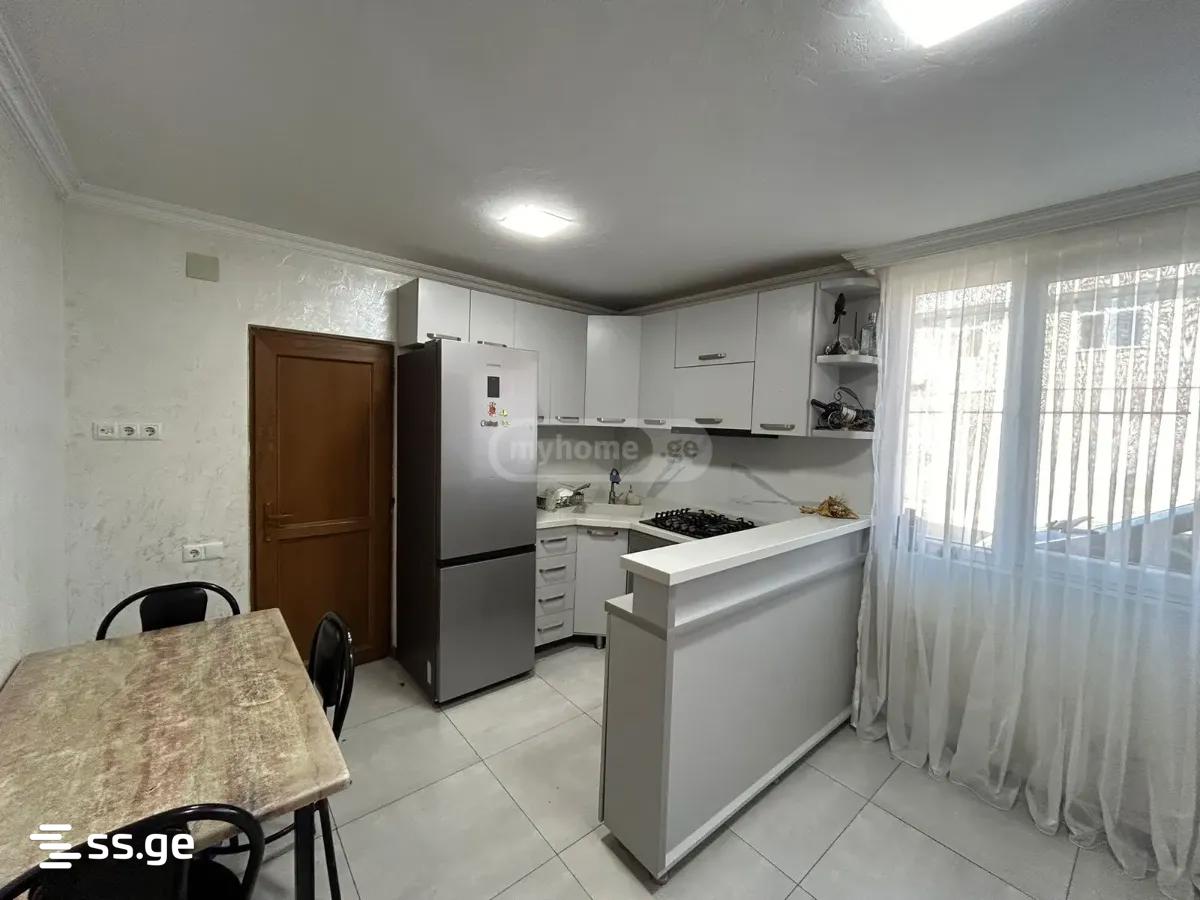 2 Room Private House For Rent. Batumi view 6