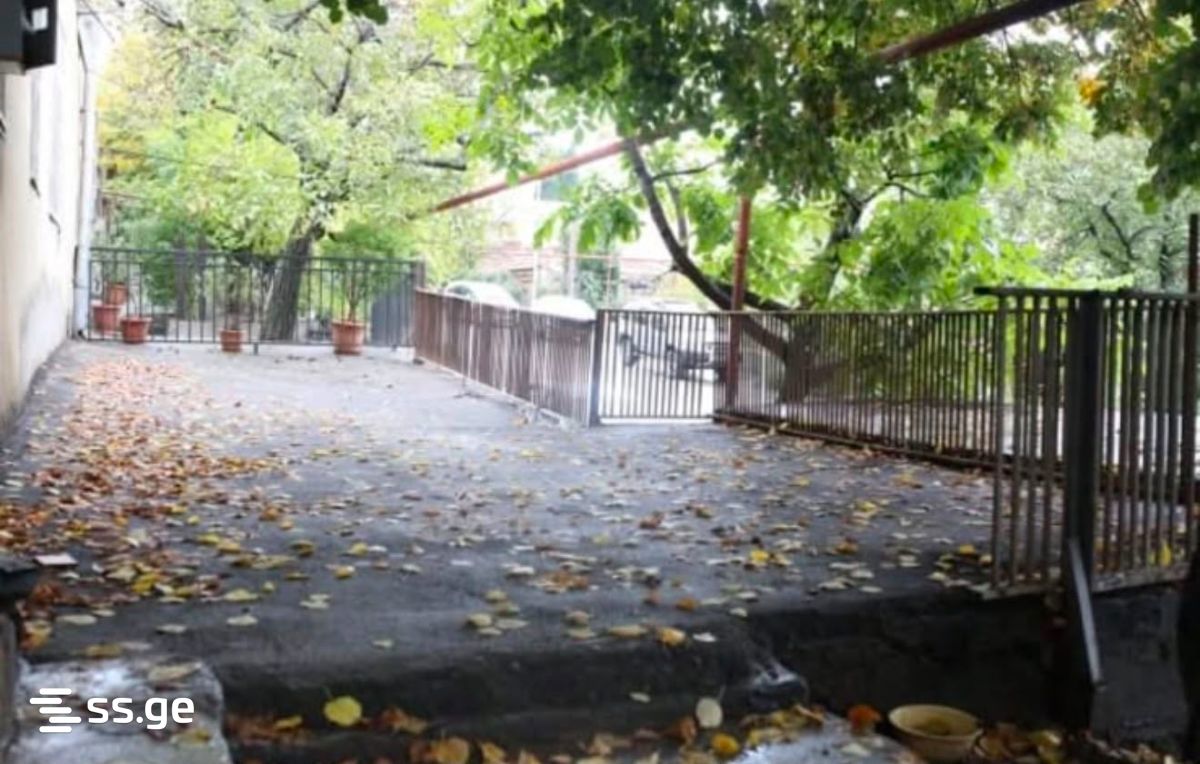 5 Room Private House For Sale view 13
