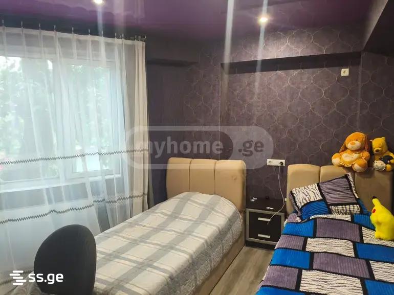 4 Room Private House For Sale view 13