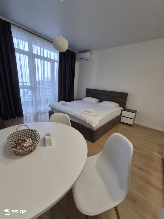 1 Room Hotel For Sale view 3
