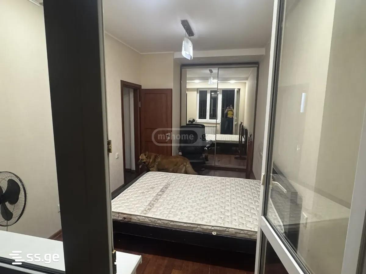 3 Room Flat For Rent. Vake view 5
