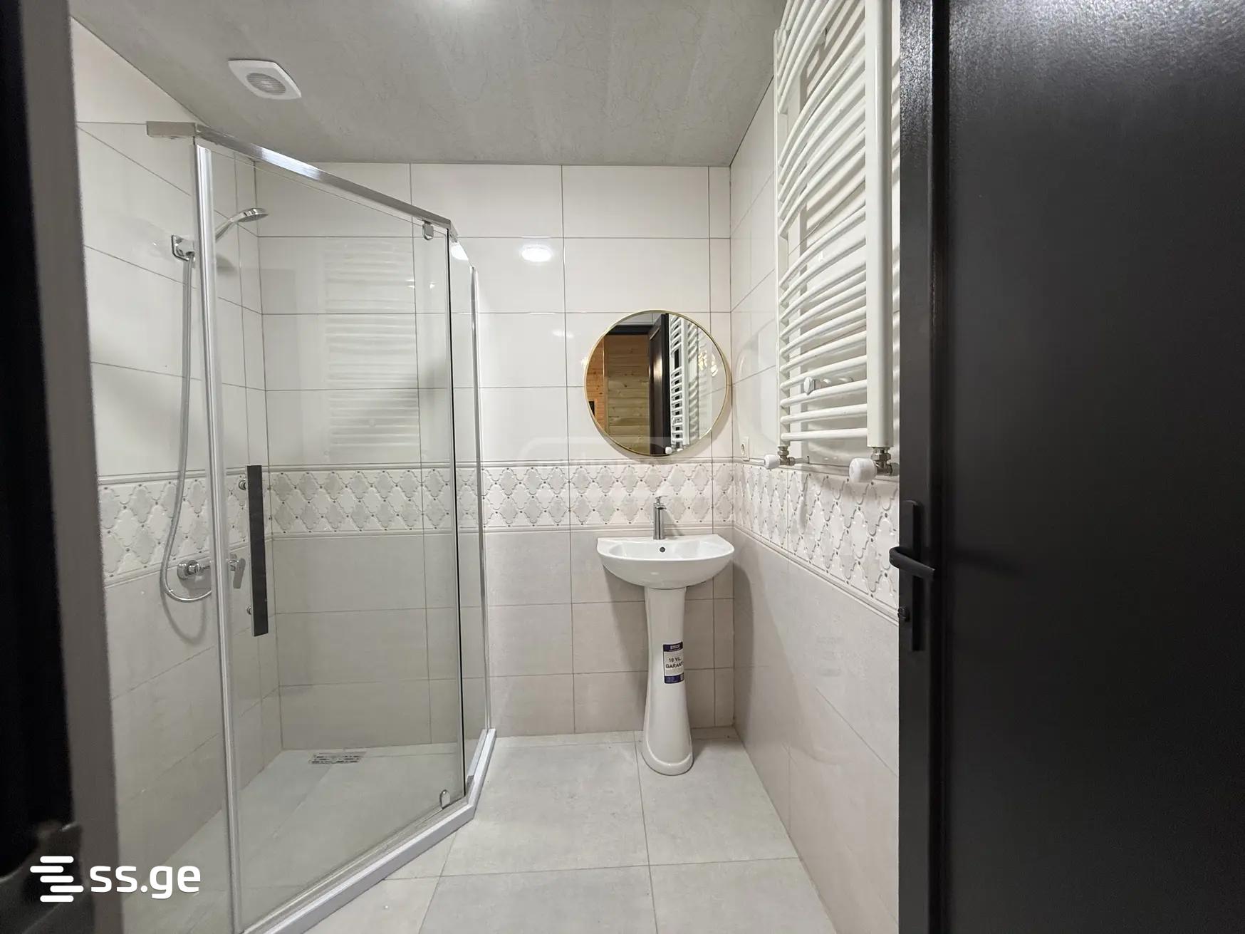 3 Room Summer Cottage Daily Rent. Batumi view 12