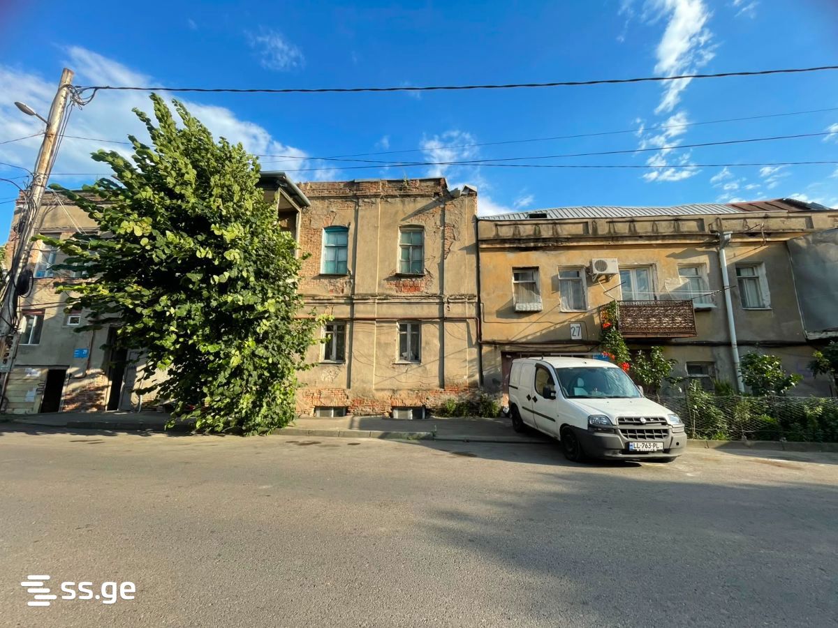 1 Room Flat For Sale view 3
