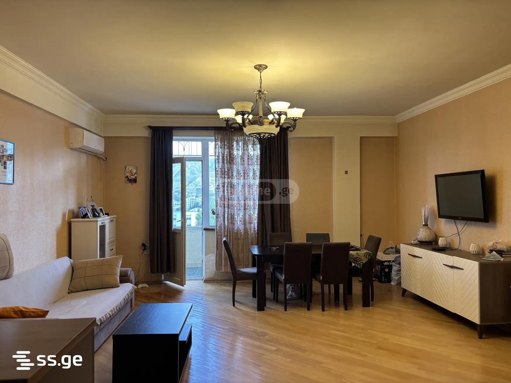 2 Room Flat For Sale view 2