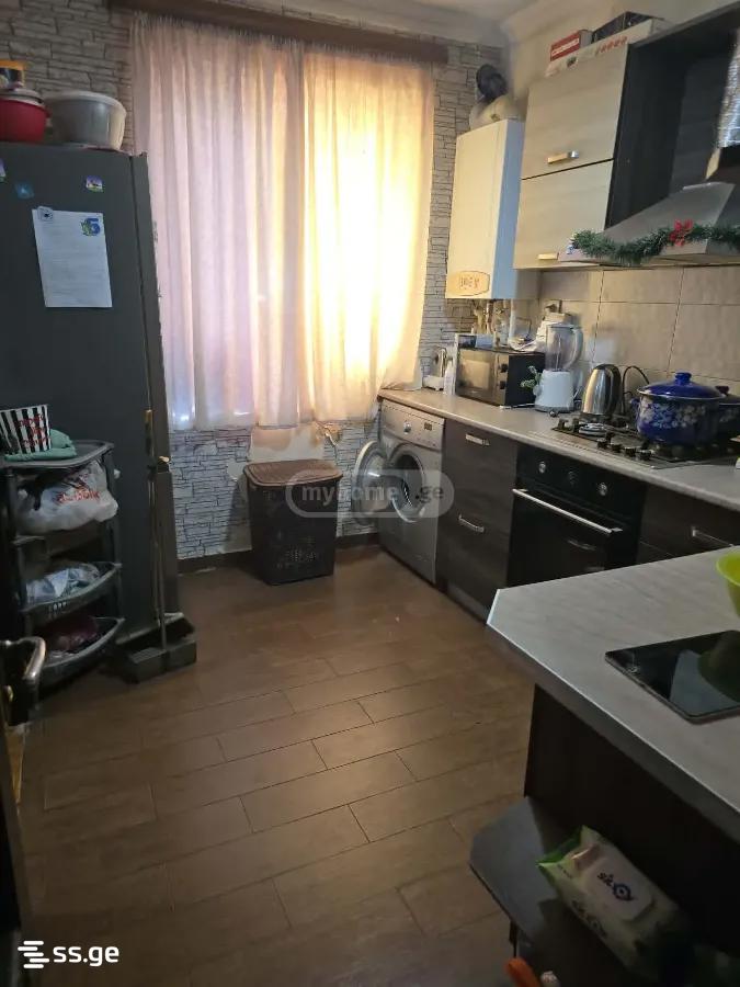 Продажа 4-комната Квартира view 13