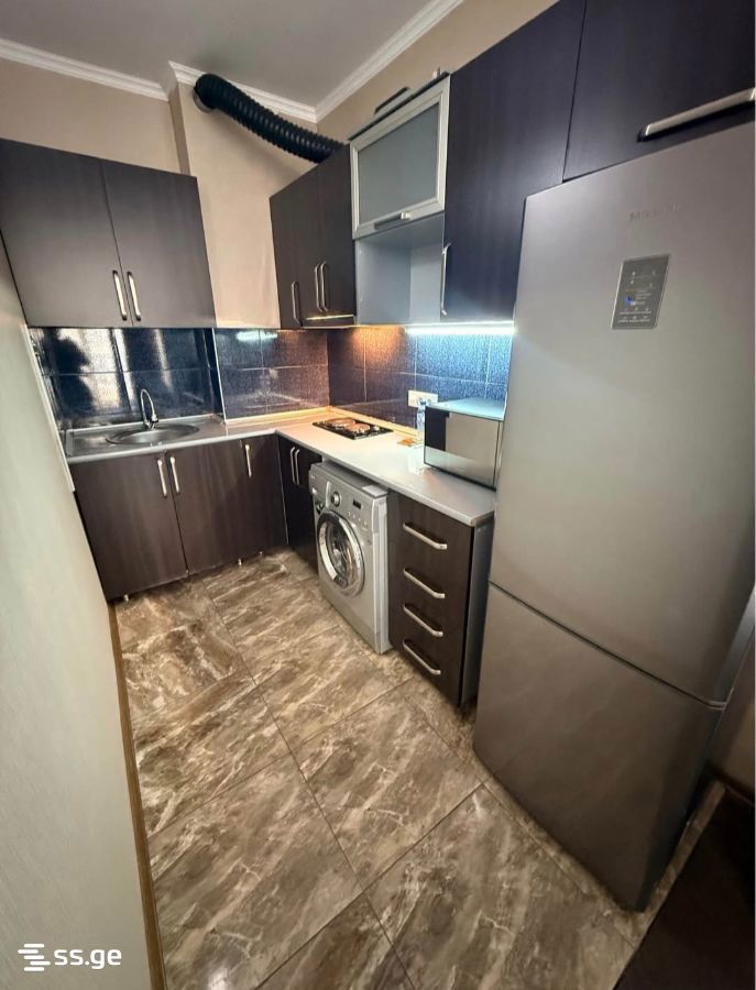2 room Flat Daily rent. Batumi - Vista 5