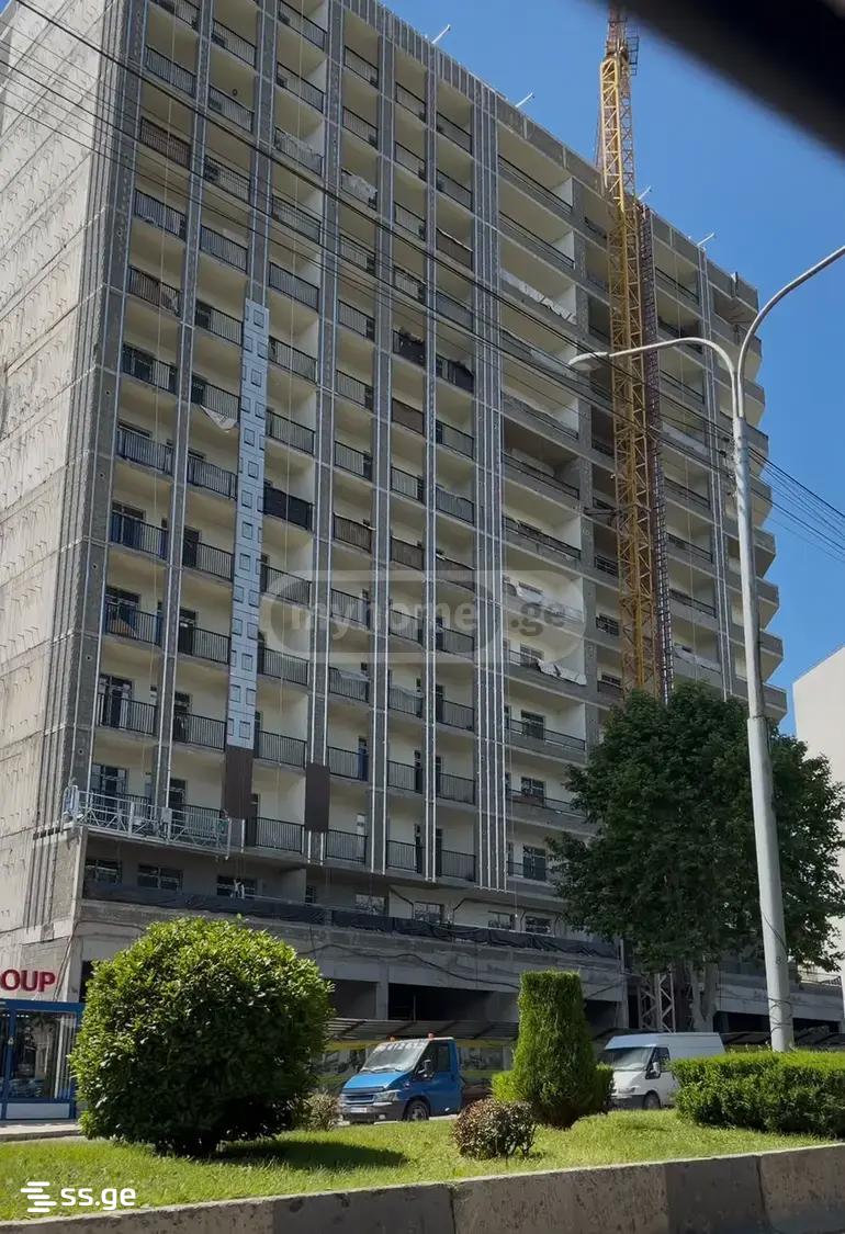 3 Room Flat For Sale view 1