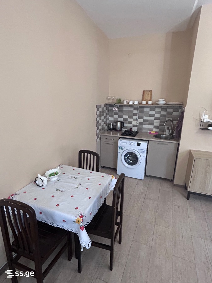 2 Room Flat Daily Rent. Tskaltubo view 5