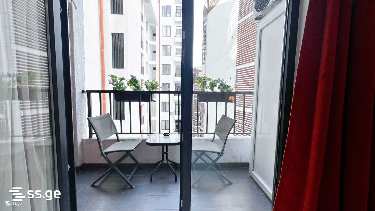 2 Room Flat For Sale view 3