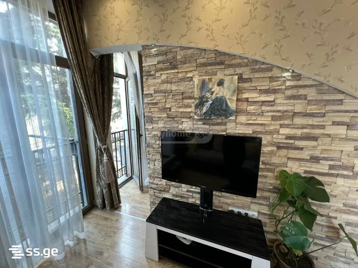2 Room Flat Daily Rent. Mtatsminda view 10