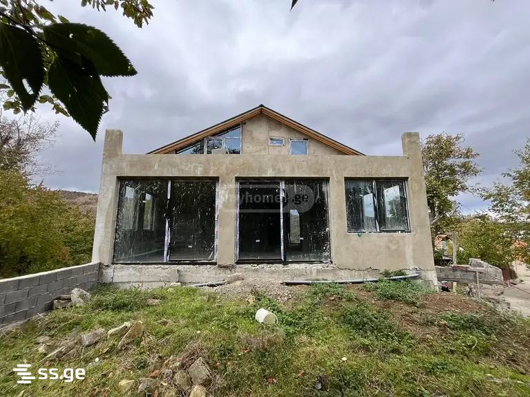 5 Room Private House For Sale view 2