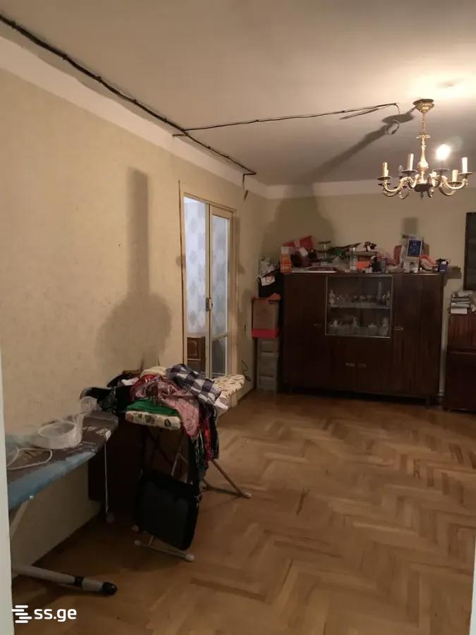 5 Room Flat For Sale view 4