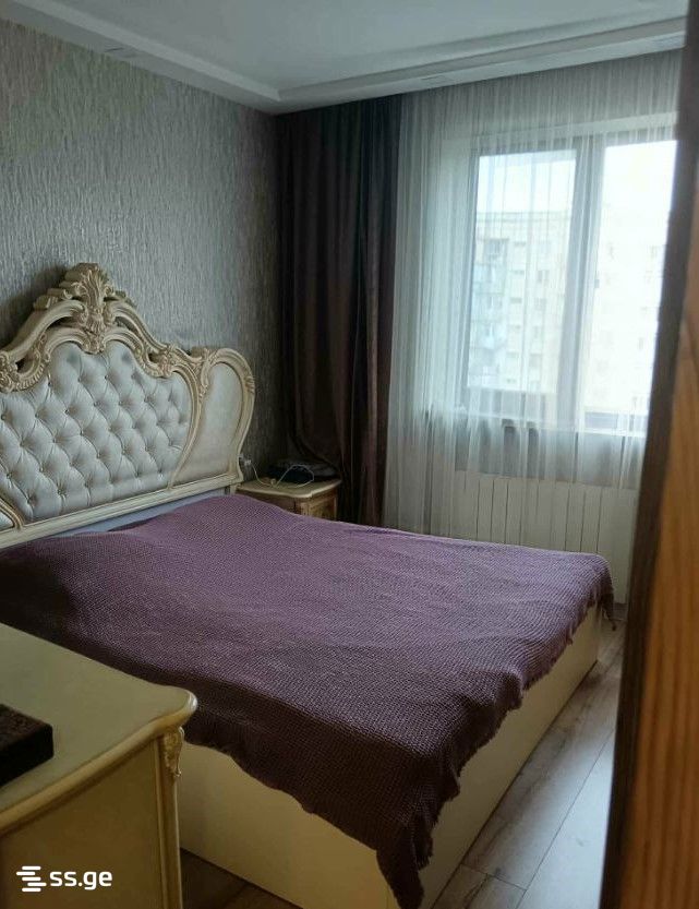 3 Room Flat For Sale view 3
