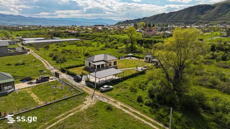 5 Room Private House For Sale view 3