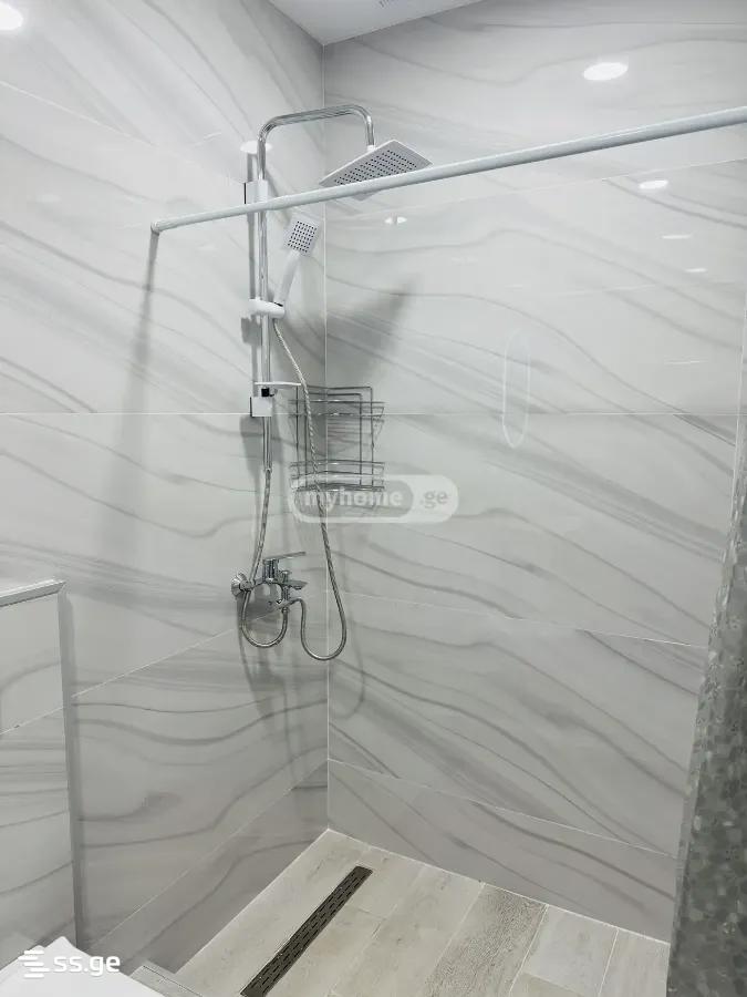 2 Room Flat For Rent. Isani view 6
