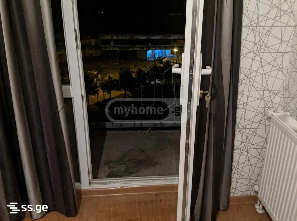 Продажа 4-комната Квартира view 12