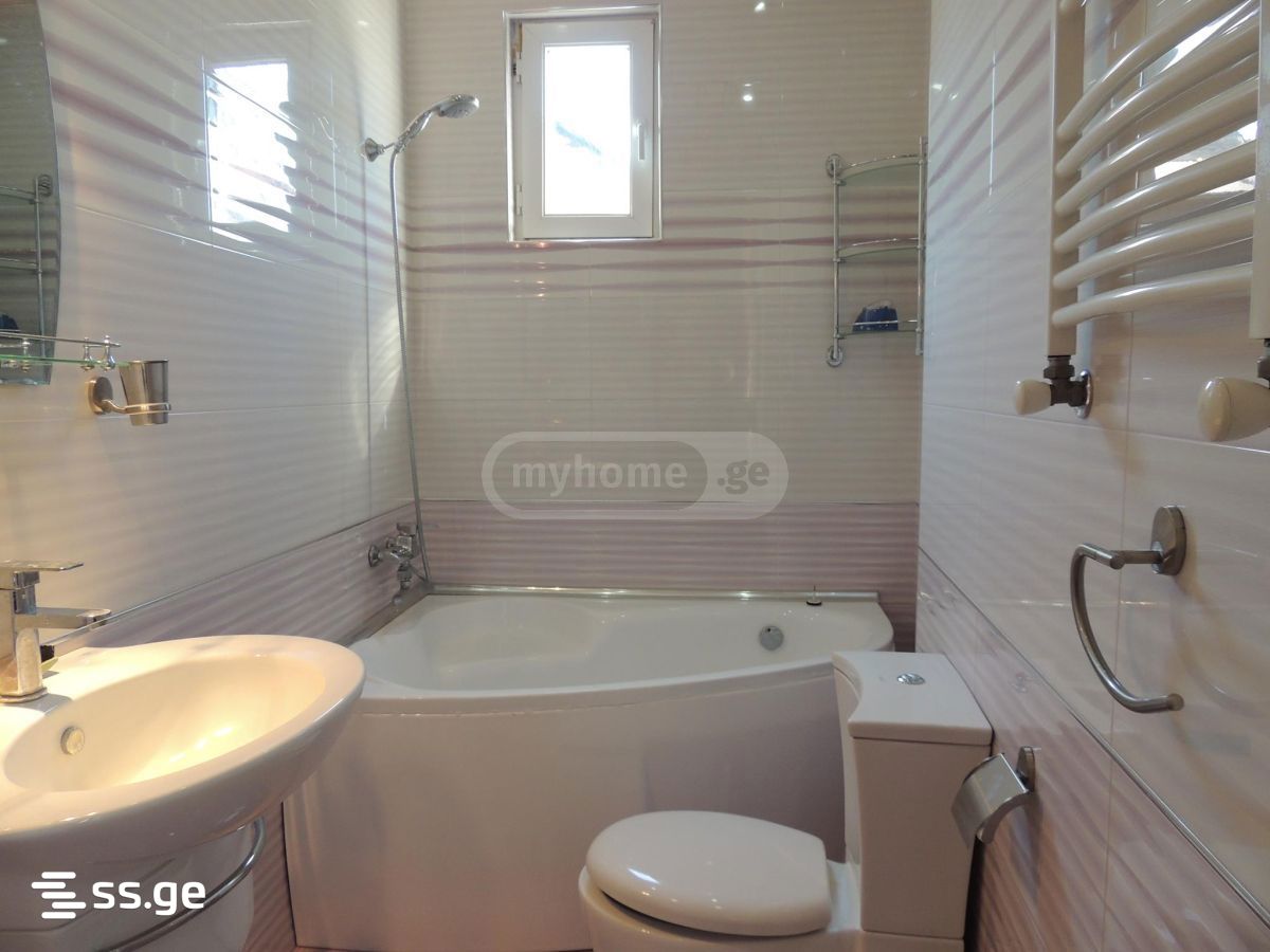 3 Room Private House For Rent. Chugureti view 12