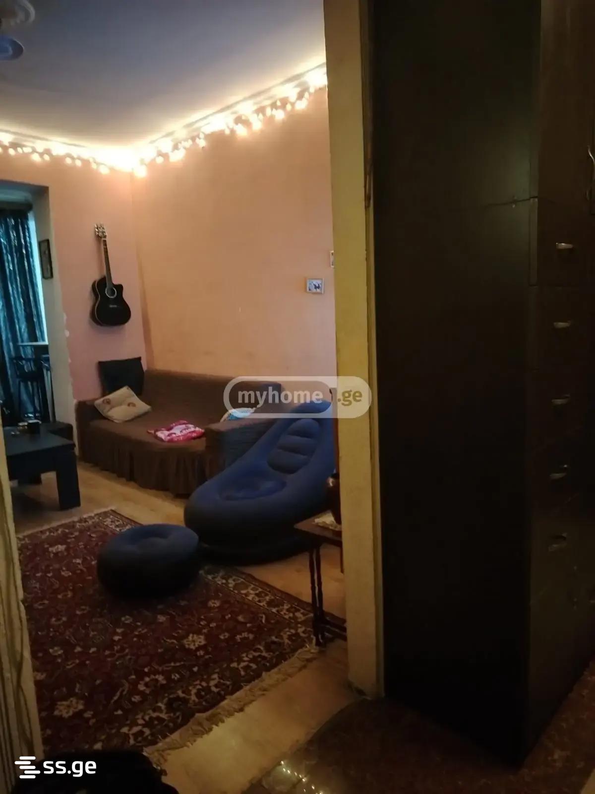 6 Room Flat For Sale view 2