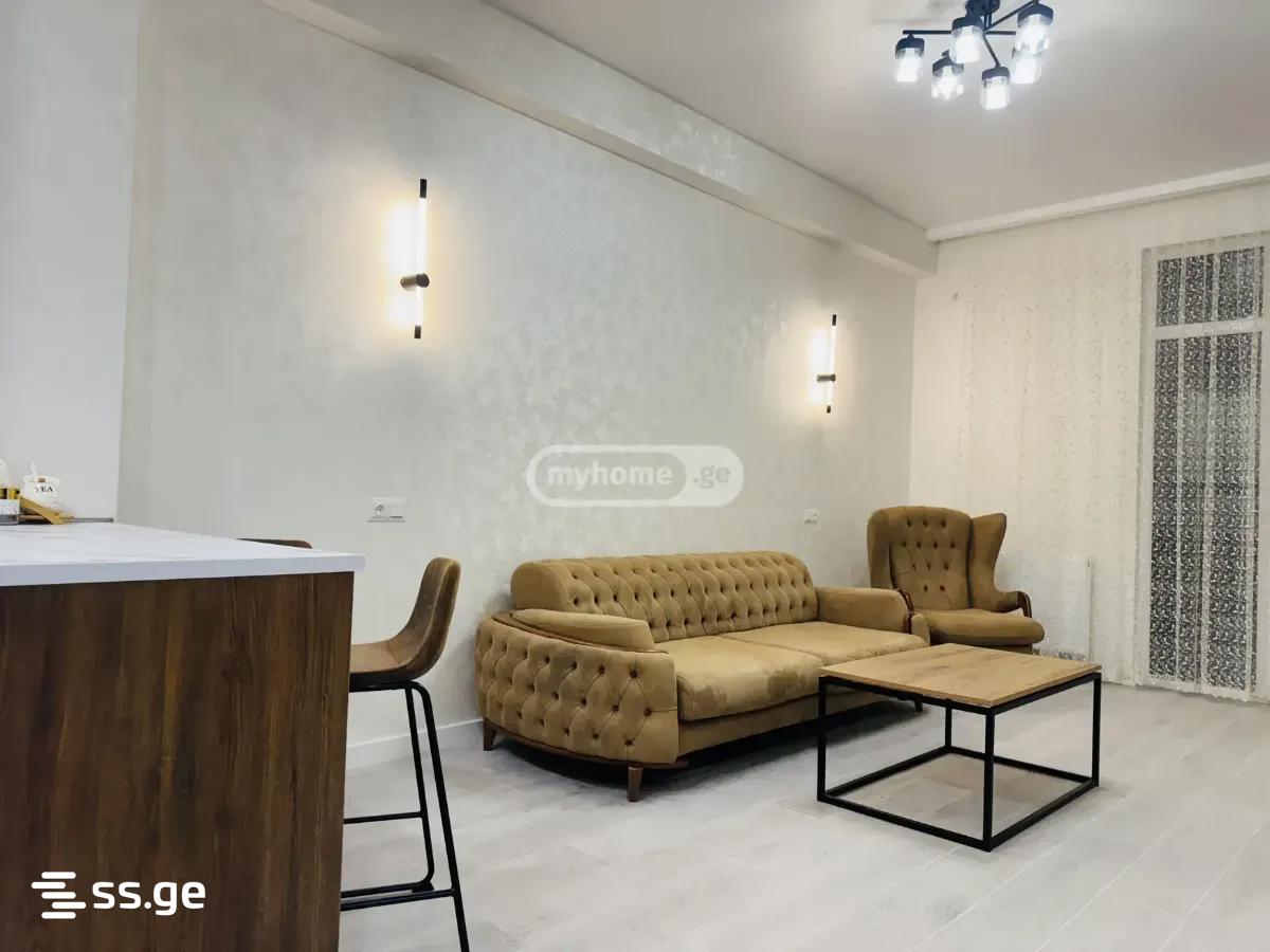 2 Room Flat For Rent. Isani view 1
