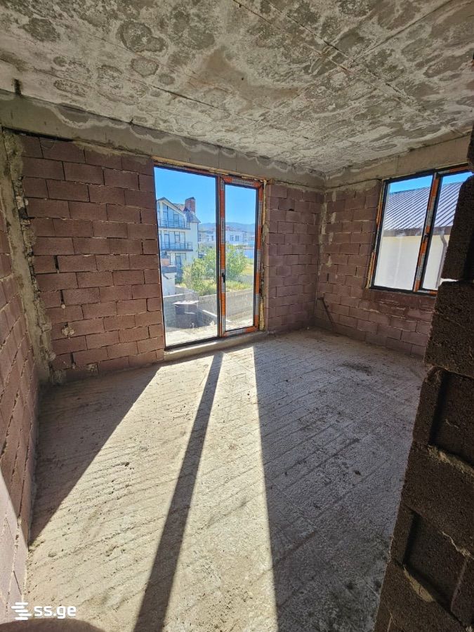 7 Room Private House For Sale view 8