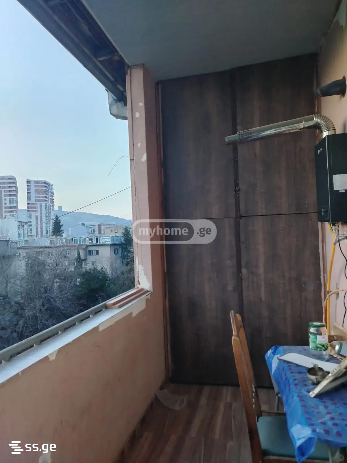 6 Room Flat For Sale view 9