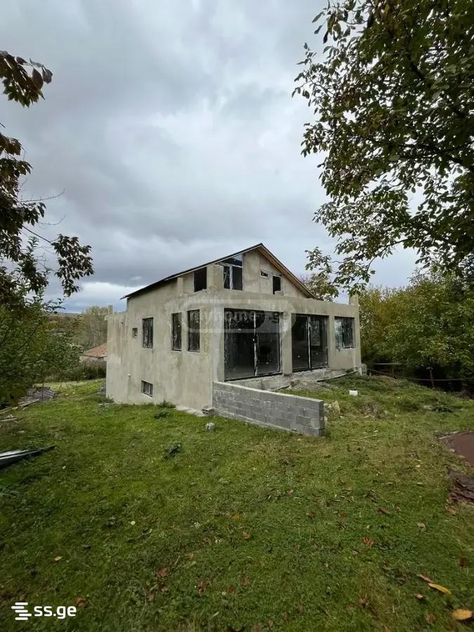 5 Room Private House For Sale view 3