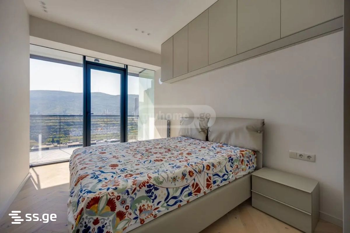 4 Room Flat For Sale view 8