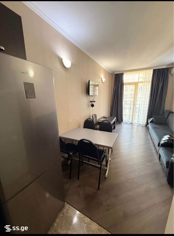 2 room Flat Daily rent. Batumi - Vista 4