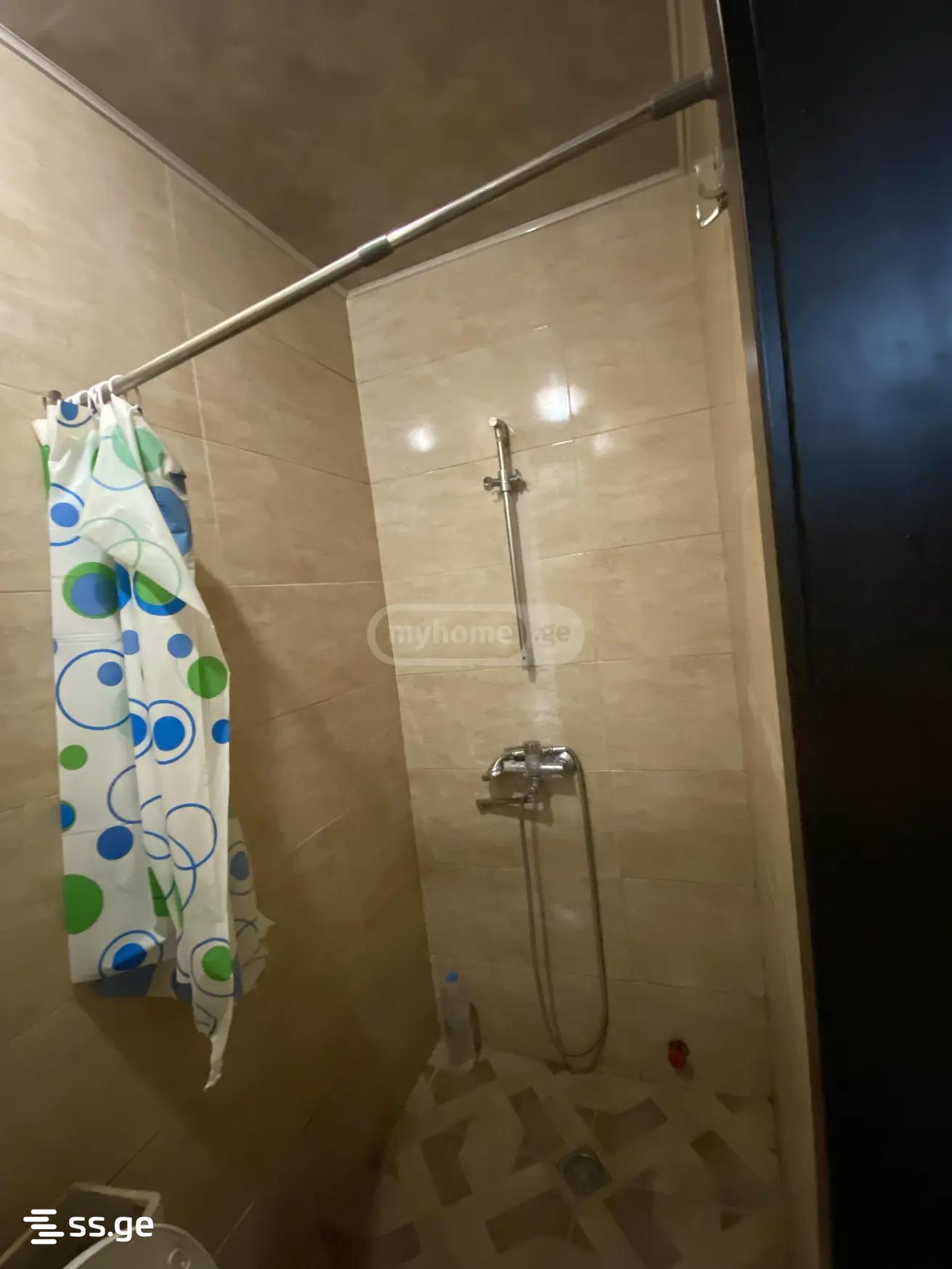 2 room Flat For Rent. Saburtalo - Aanzicht 4