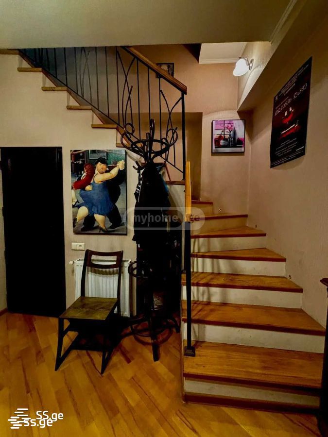 5 Room Private House For Sale view 11