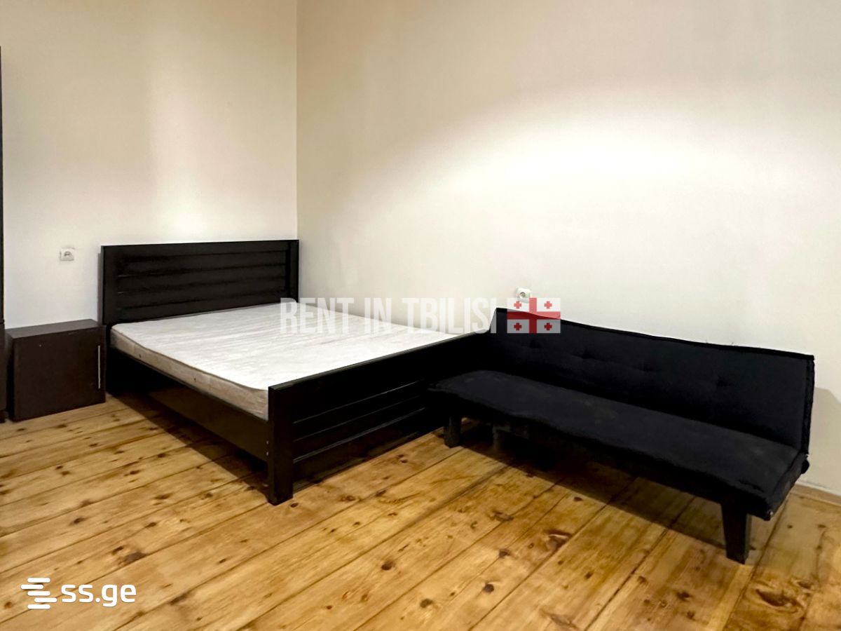 2 Room Flat For Rent. Chugureti view 3