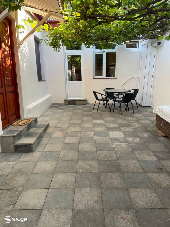 3 Room Private House For Sale view 1