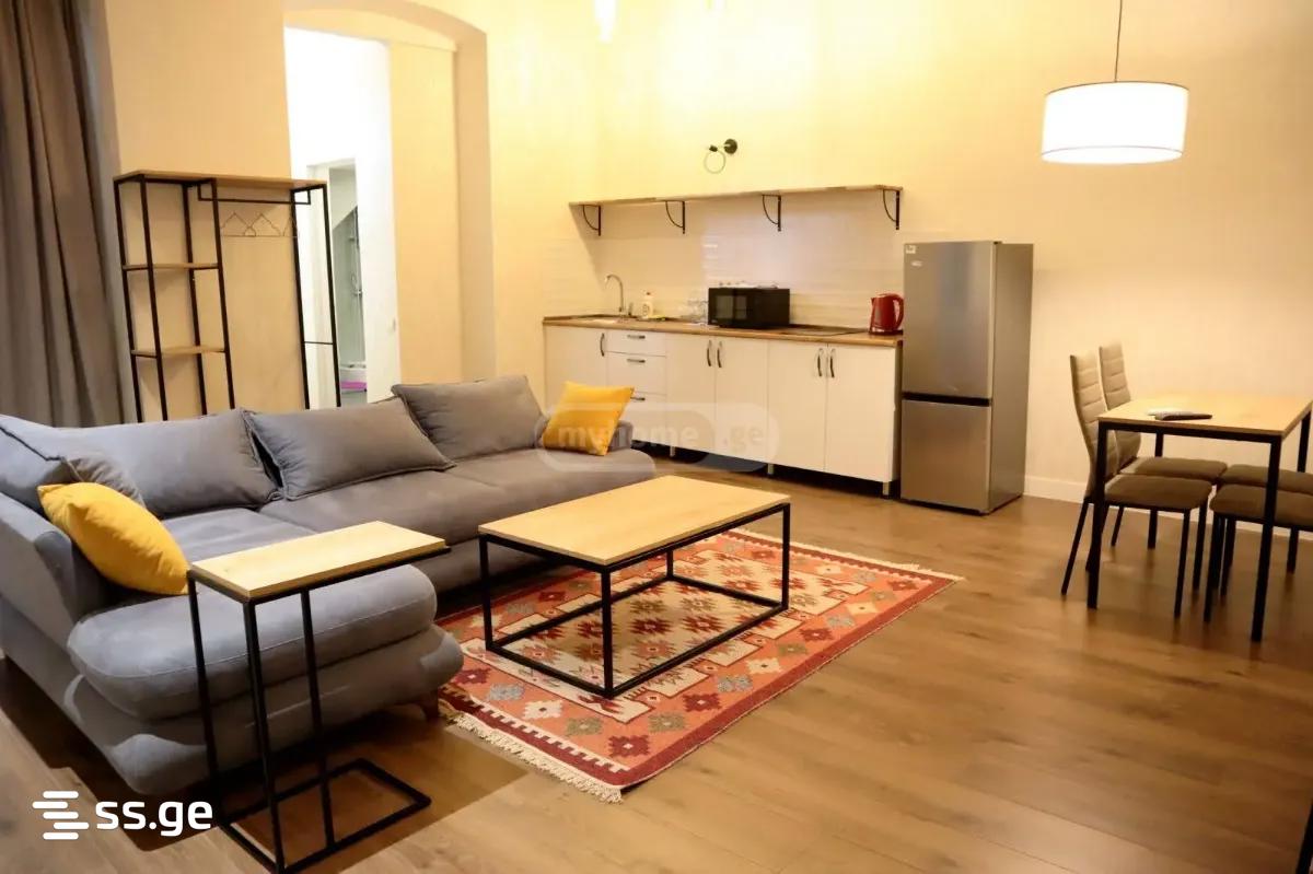 5 Room Flat For Sale view 1