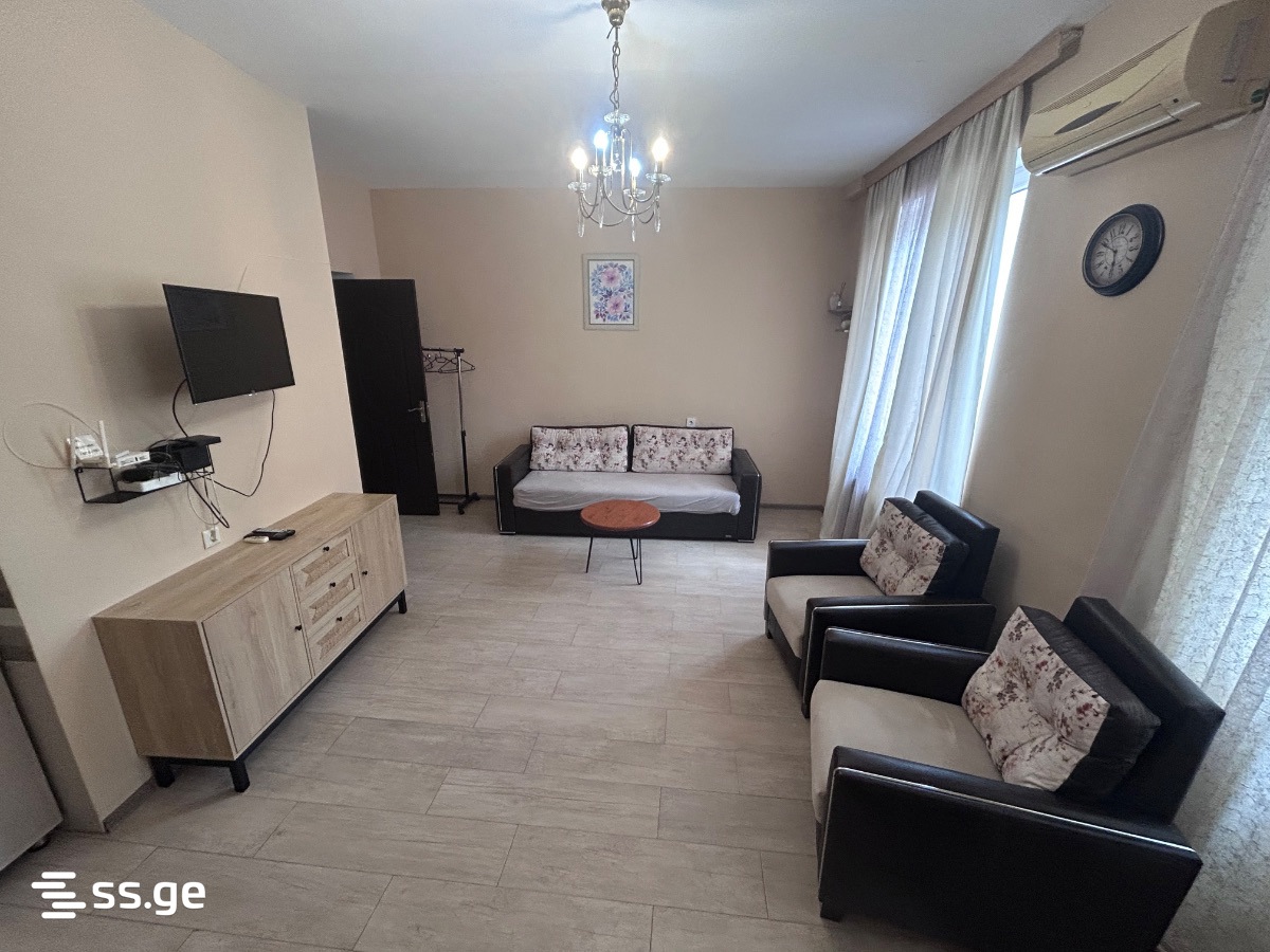 2 Room Flat Daily Rent. Tskaltubo view 3