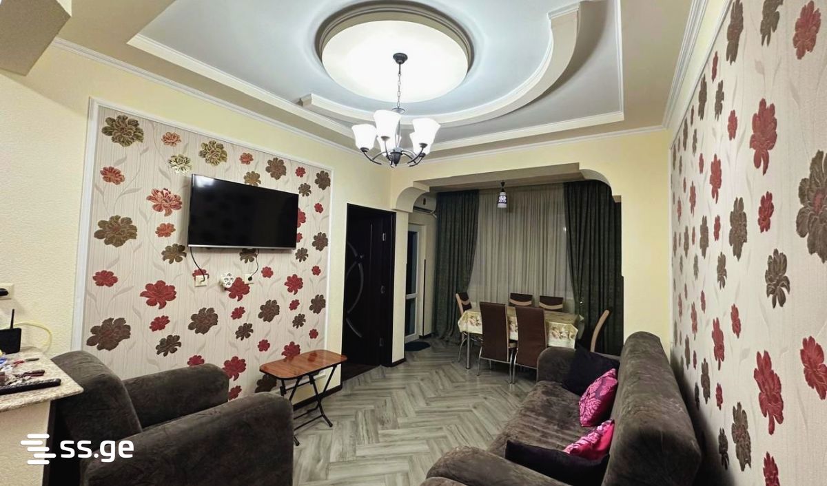 2 Room Flat For Rent. Batumi view 8