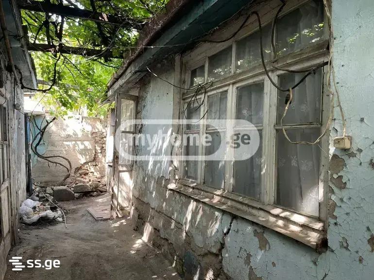 3 Room Private House For Sale view 9