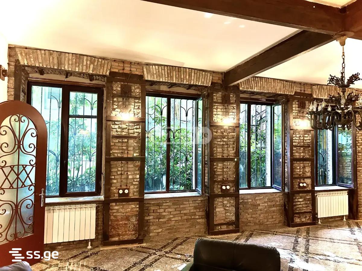 Commercial Space For Rent. Sololaki view 1