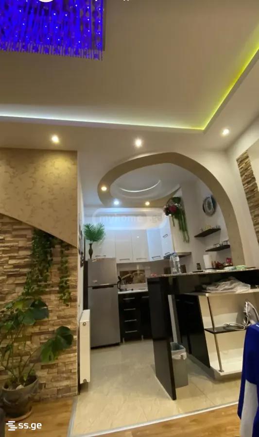 2 Room Flat Daily Rent. Mtatsminda view 8