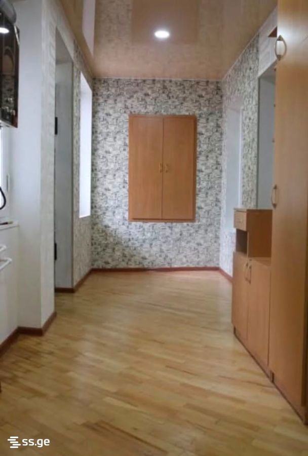 5 Room Private House For Sale view 9