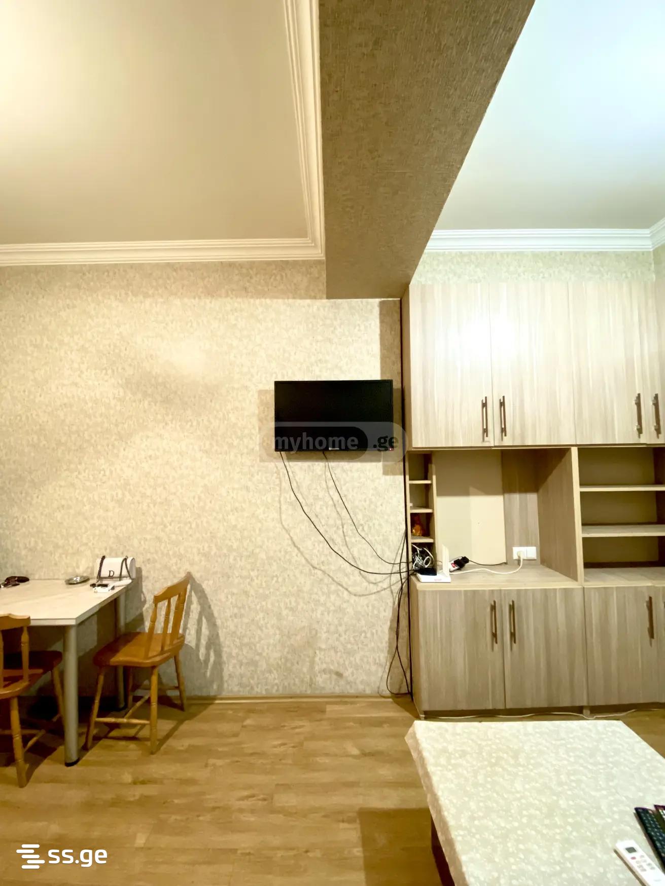 2 room Flat For Rent. Saburtalo - Aanzicht 2