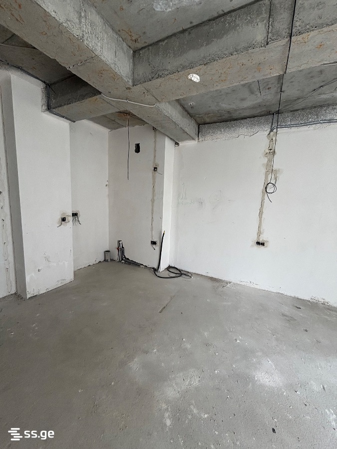 2 Room Flat For Sale view 3