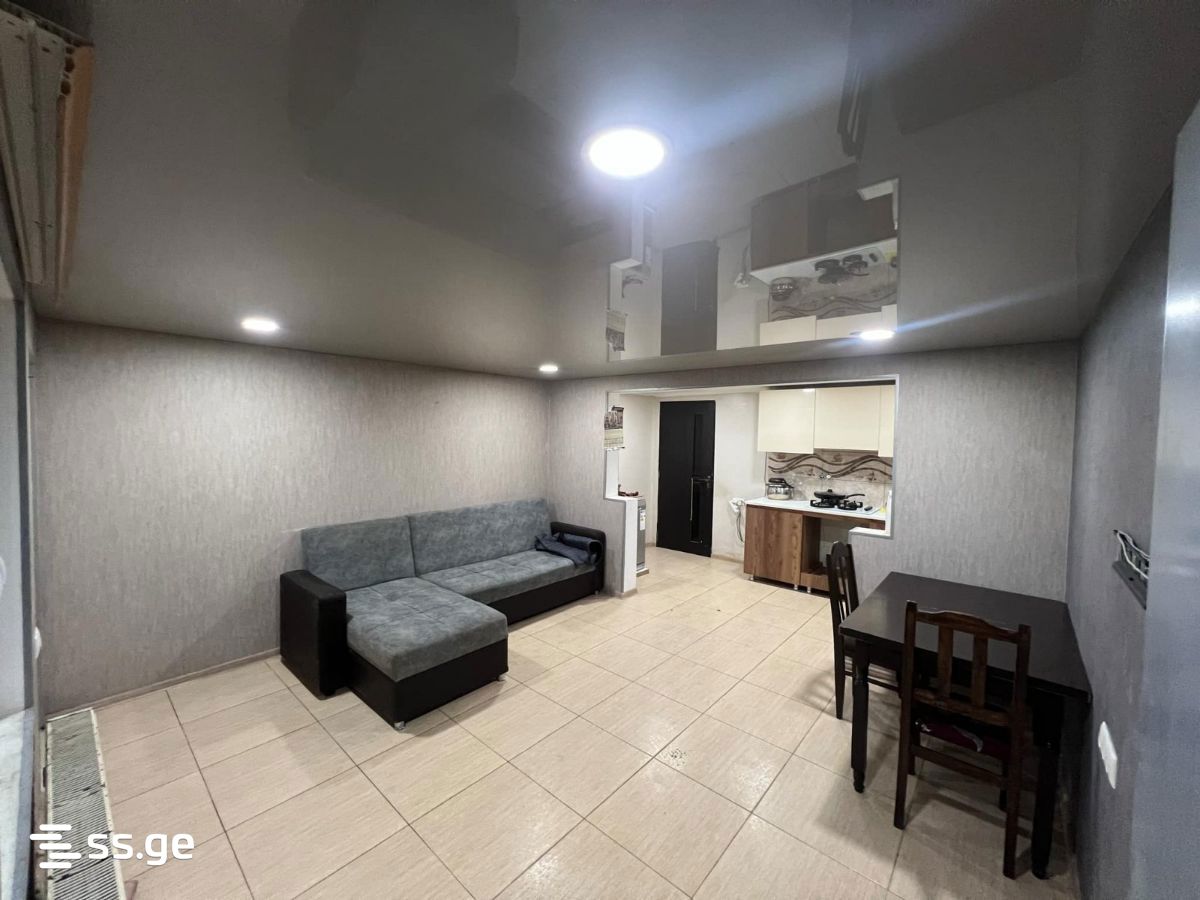 4 Room Private House For Sale view 9