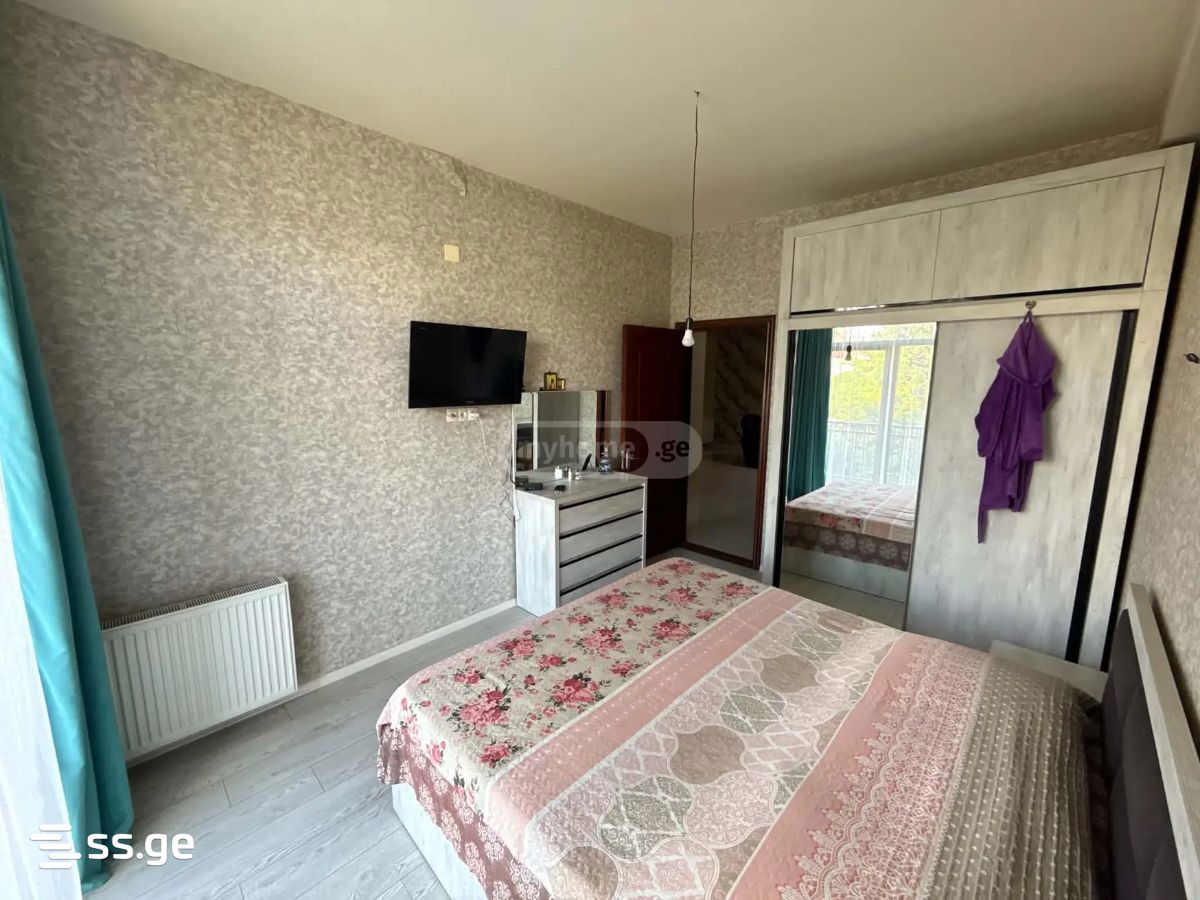 3 Room Flat For Sale view 5