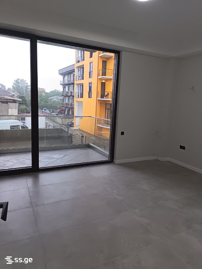 For Sale 3 Room Apartment Kobuletshi view 18