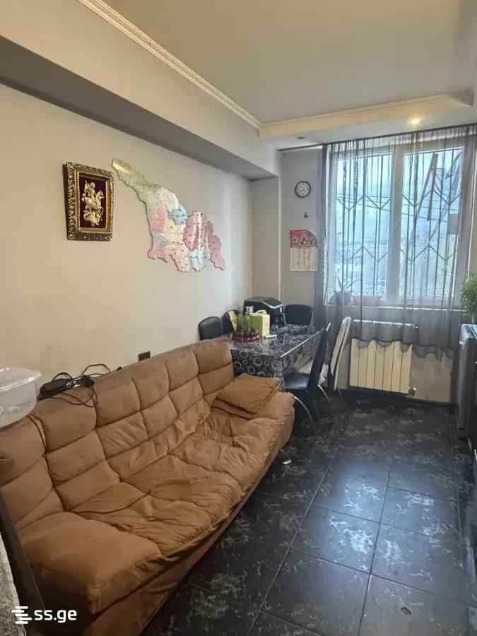 4 Room Flat For Sale view 4