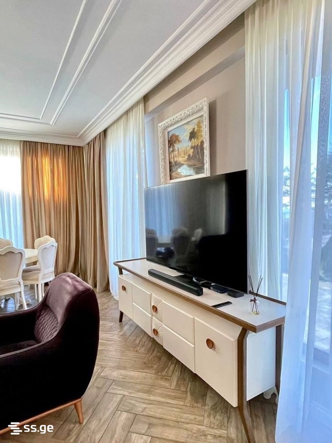 9 Room Private House For Rent. Batumi view 2